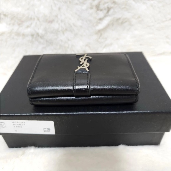 Yves Saint Laurent Black Wallet with Silver Logo - Picture 6 of 13